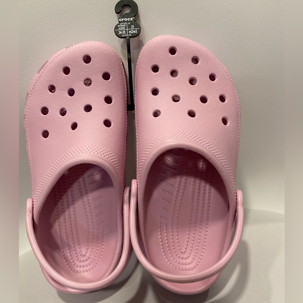 Crocs women’s ( big kids girl)